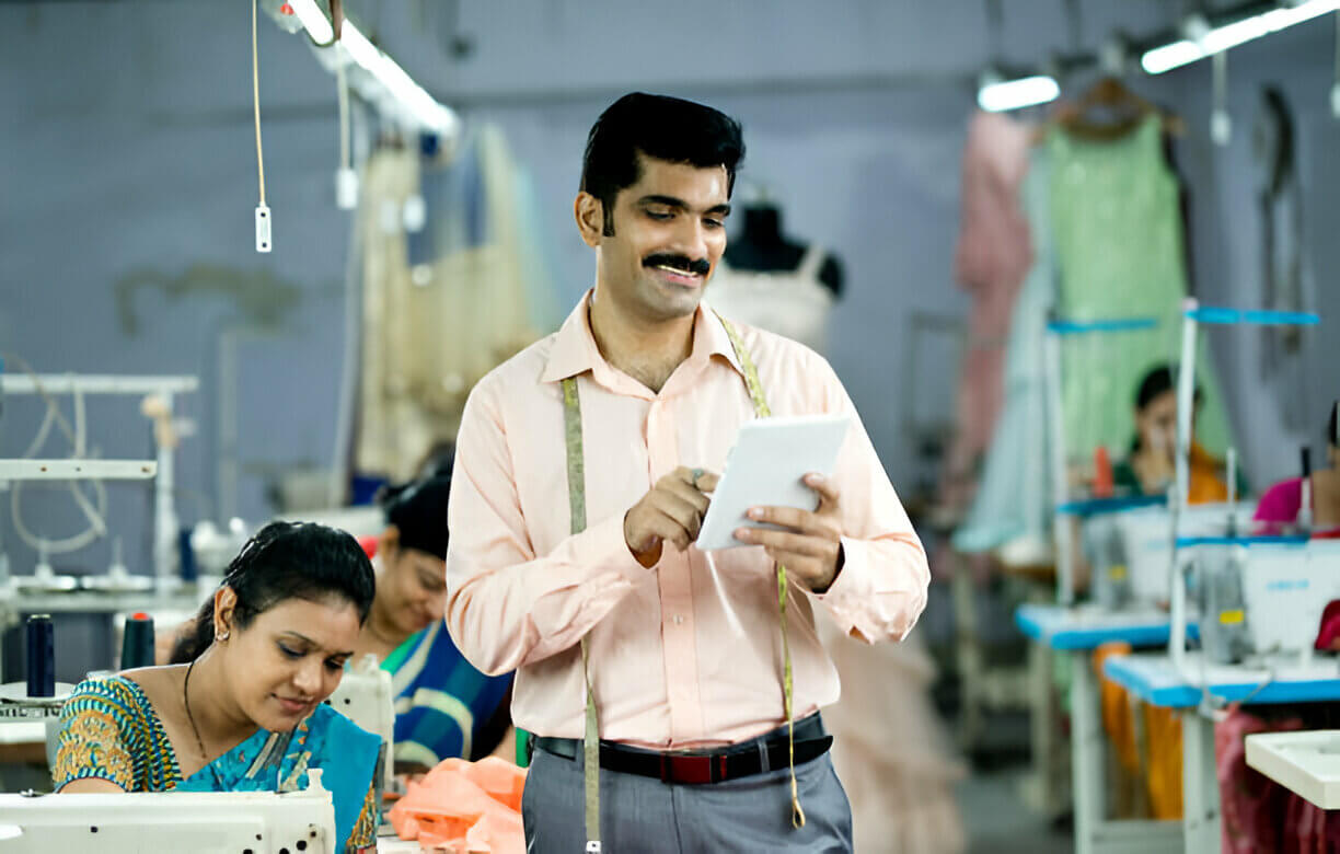 Private label clothing manufacturers India - Custom branding and quality control