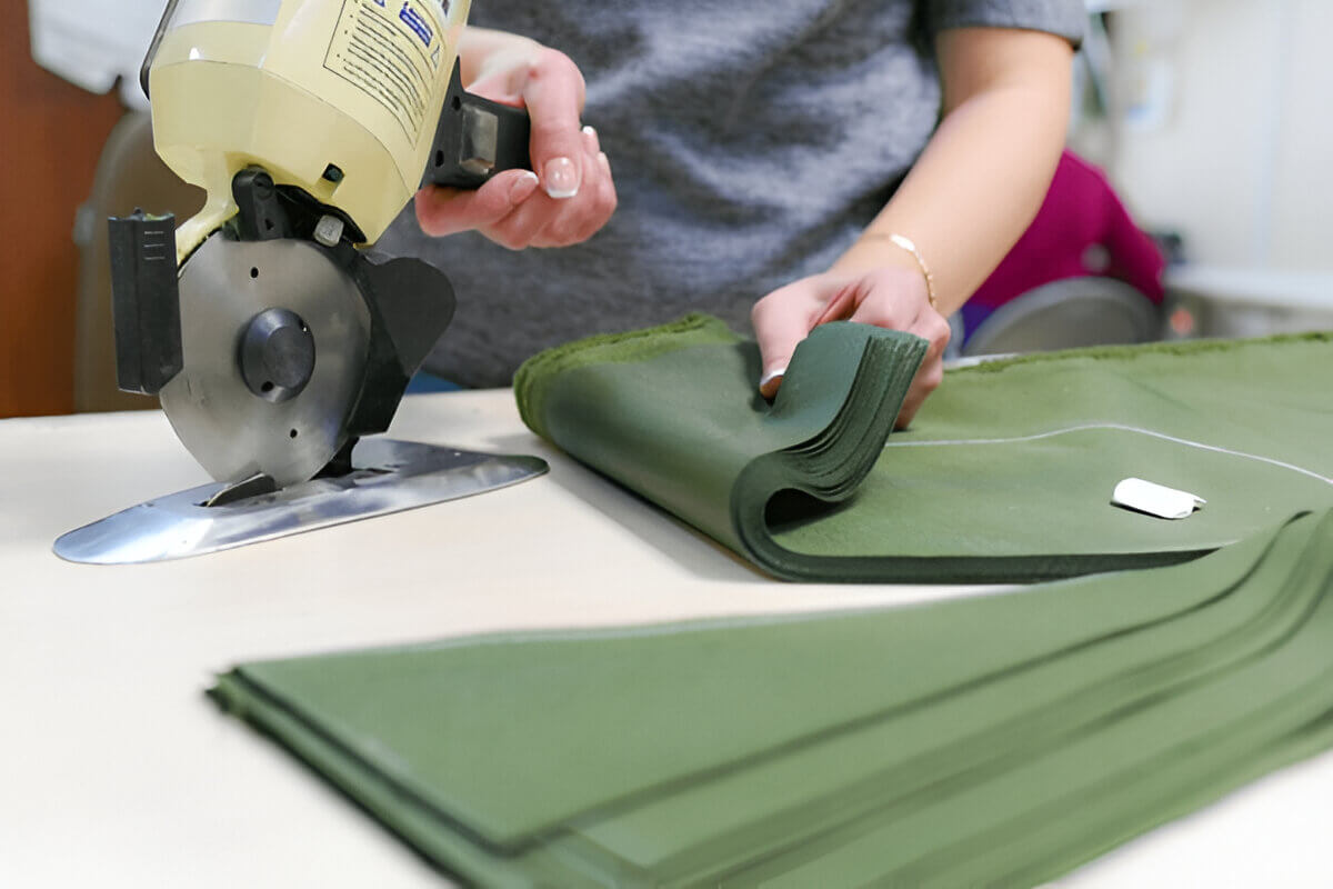 Experienced textile and garment industry team at Thugiltex startup - combining deep Tirupur garment industry knowledge with fresh energy as best garments exporter in Tirupur